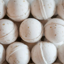 Load image into Gallery viewer, Old Whaling Company - Oatmeal Milk & Honey Bath Bomb