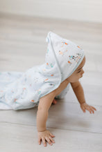 Load image into Gallery viewer, Loulou Lollipop Hockey Hooded Towel Set
