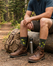 Load image into Gallery viewer, Friday Sock Co. - Men's Trees TDG Socks