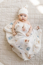 Load image into Gallery viewer, Loulou Lollipop Cozy Forest Muslin Swaddle