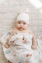 Load image into Gallery viewer, Loulou Lollipop Cozy Forest Muslin Swaddle
