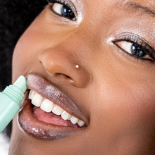 Load image into Gallery viewer, ESW Beauty - Frosted Mint Shimmer Smoothie Lip Treatment