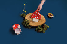 Load image into Gallery viewer, Mushroom Toadstool Shaped Pinch Bowls Set of 6