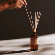 Load image into Gallery viewer, P.F. Candle Co - Saltwater Jasmine Reed Diffuser