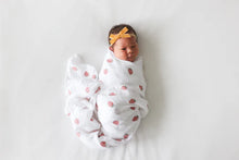 Load image into Gallery viewer, Lulujo Swaddle Blanket Muslin Cotton Strawberries