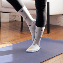 Load image into Gallery viewer, Friday Sock Co. - Women's Tiny Cat Party Socks