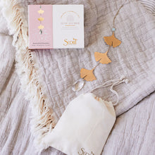 Load image into Gallery viewer, Scout - Suncatcher Botanical Leaf/Amazonite