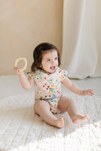 Load image into Gallery viewer, LouLou Lollipop Shell Floral Muslin Bandana Bib Set