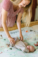 Load image into Gallery viewer, Loulou Lollipop Canada Muslin Swaddle