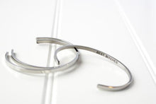 Load image into Gallery viewer, GlassHouseGoods - BEST BITCHES BRACELET