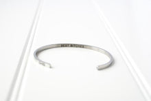 Load image into Gallery viewer, GlassHouseGoods - BEST BITCHES BRACELET