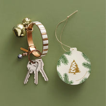 Load image into Gallery viewer, Thymes - Frasier Fir Decorative Sachet
