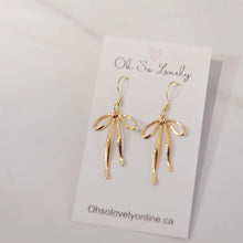 Load image into Gallery viewer, Oh So Lovely - Chrishell Huggie Hoop Earrings / Drop Earrings
