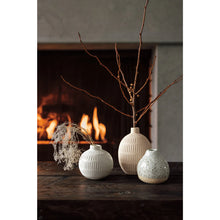 Load image into Gallery viewer, Pearl Ceramic Bud Vase
