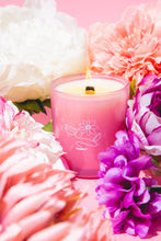 Load image into Gallery viewer, Milkjar - Bloom - Essential Oil Coconut Soy 8oz Candle
