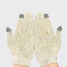 Load image into Gallery viewer, Kitsch - Moisturizing Spa Gloves
