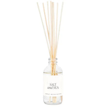 Load image into Gallery viewer, Sweet Water Decor - Salt and Sea Clear Reed Diffuser
