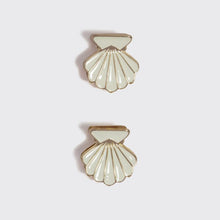 Load image into Gallery viewer, Kitsch - Metal Clam Shell Hair Clip 2pc Set - Gold &amp; Pearlized Cream
