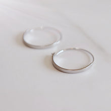 Load image into Gallery viewer, Oh So Lovely - Minimalist Hoop Earrings
