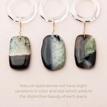 Load image into Gallery viewer, Scout - Stone Suncatcher - Sun Rays/Black/Blue Agate
