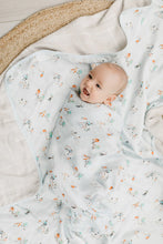 Load image into Gallery viewer, Loulou Lollipop Hockey Muslin Swaddle
