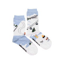 Load image into Gallery viewer, Friday Sock Co. - Women&#39;s Ski Scene Socks
