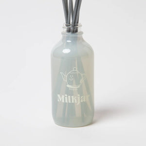 Milkjar - Hygge - Vanilla, Tobacco & Sea Salt 4 oz Reed Diffuser