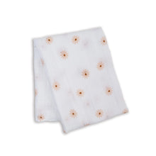 Load image into Gallery viewer, Lulujo Swaddle Blanket Muslin Cotton Daisies
