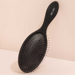 Kitsch Wet/Dry Brush in Recycled Plastic