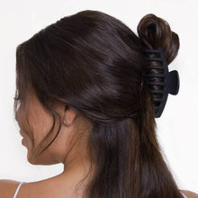 Load image into Gallery viewer, Kitsch - Eco-Friendly Oversized Matte Claw Clip
