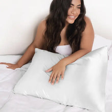 Load image into Gallery viewer, Kitsch - Satin Pillowcase King - Ivory
